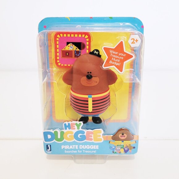 Hey Duggee - Set of 3 Figures Betty, Pirate Duggee and Summer Duggee - BNIB - Picture 4 of 8